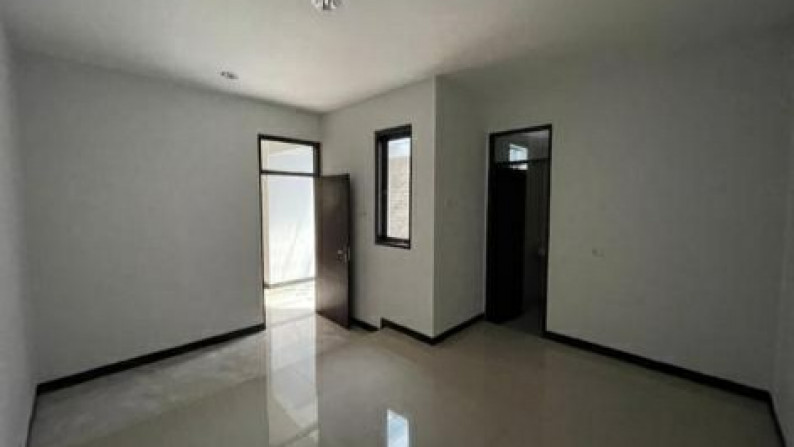 Dijual Rumah Internasional Village Citraland Surabaya STRATEGIS dekat GWalk - Sekolah Ciputra Plus Canopy + PAGAR