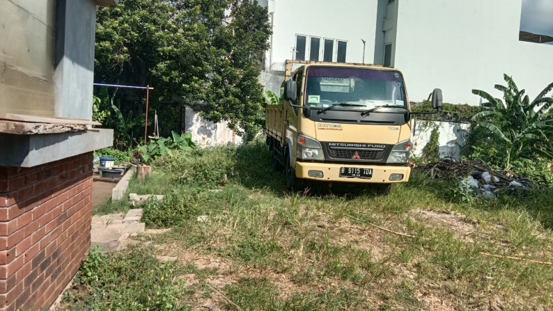 Kavling siap bangun lokasi pinggir jalan raya di Pasar Minggu.