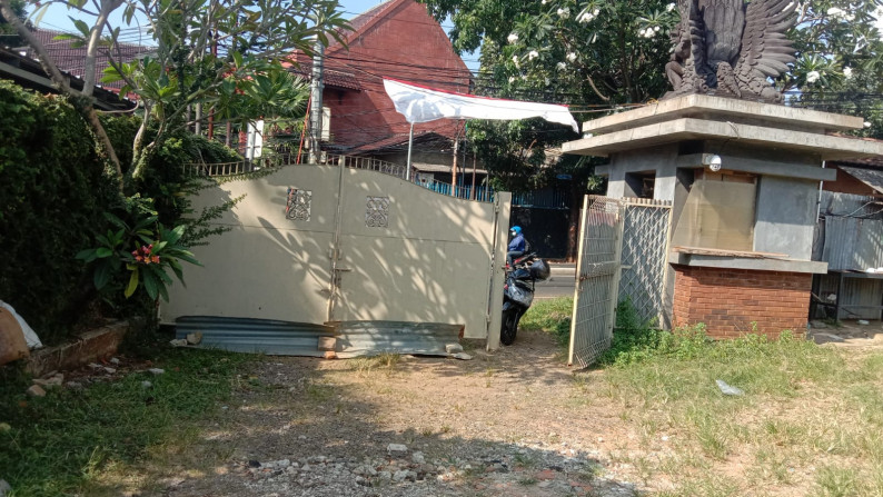 Kavling siap bangun lokasi pinggir jalan raya di Pasar Minggu.