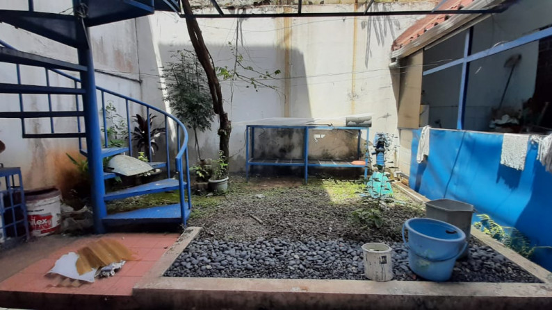 Rumah Standar Asri Lingkungan Kost Dekat Kampus STAN Di Area Pondok Jaya