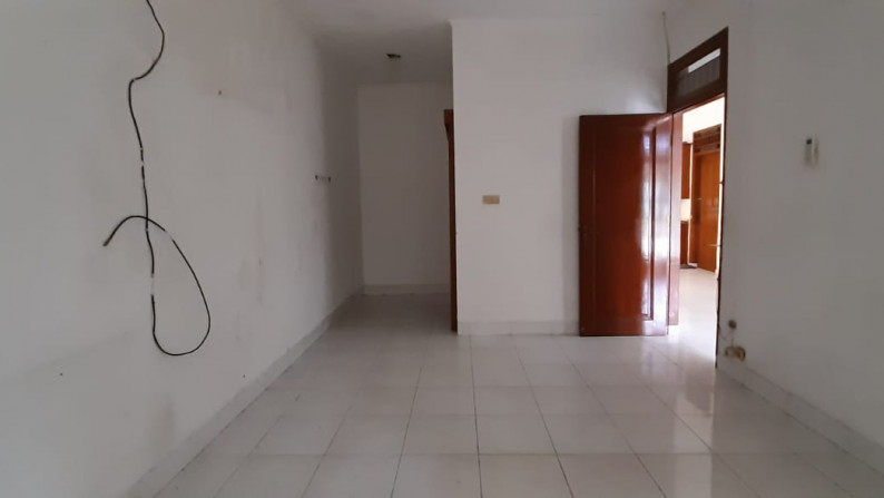 Rumah Standar Asri Lingkungan Kost Dekat Kampus STAN Di Area Pondok Jaya