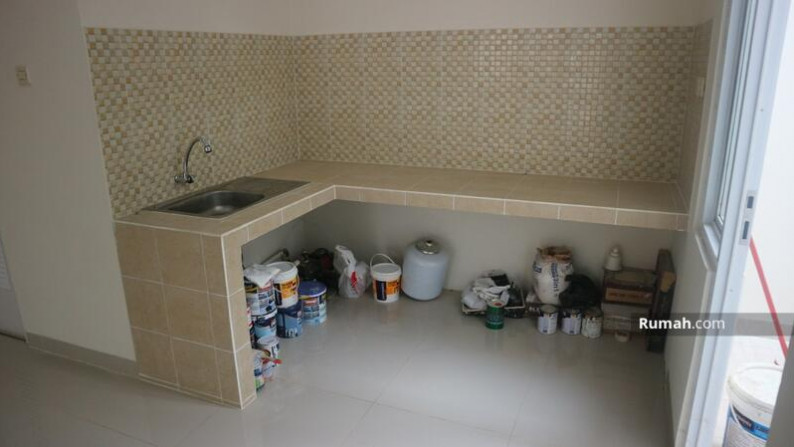 Flash Sale. Rumah Bumi Puspitek Asri, BSD