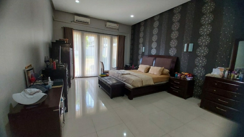 Dijual Rumah Ada Kolam Renang North Emerald Mansion Citraland Sby - TerDEPAN- SEMI Furnished