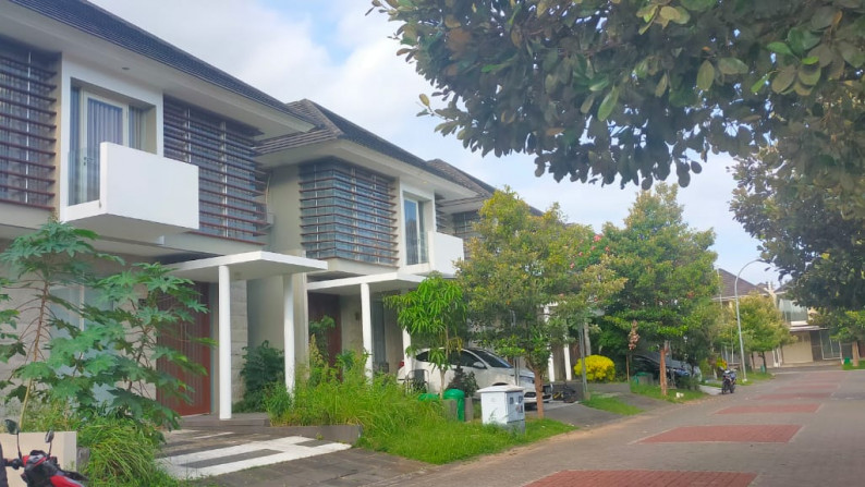 RUMAH MEWAH DALAM PERUMAHAN PREMIUM, CITRA SUN GARDEN