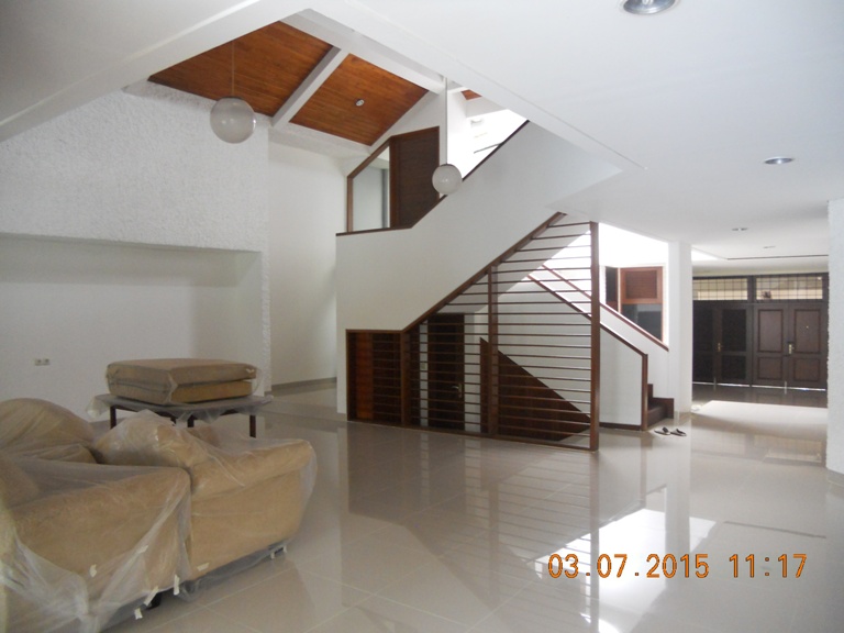 House for rent In Cilandak Area