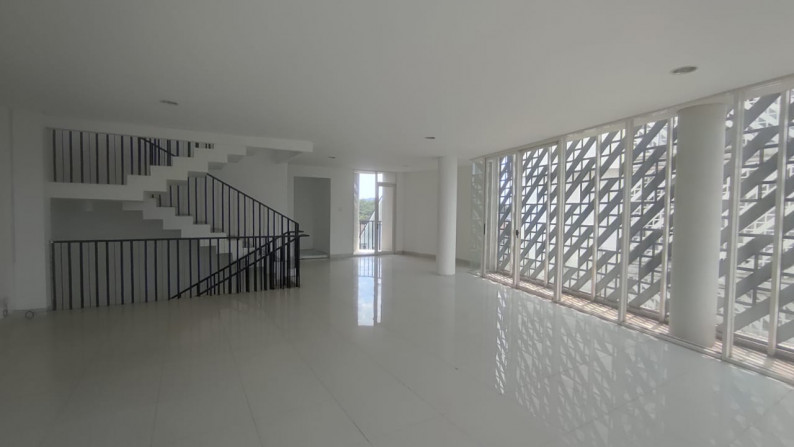 Dijual Ruko Strategis Di Foresta 2, Jl BSD Raya Utama, BSD Tangerang Selatan