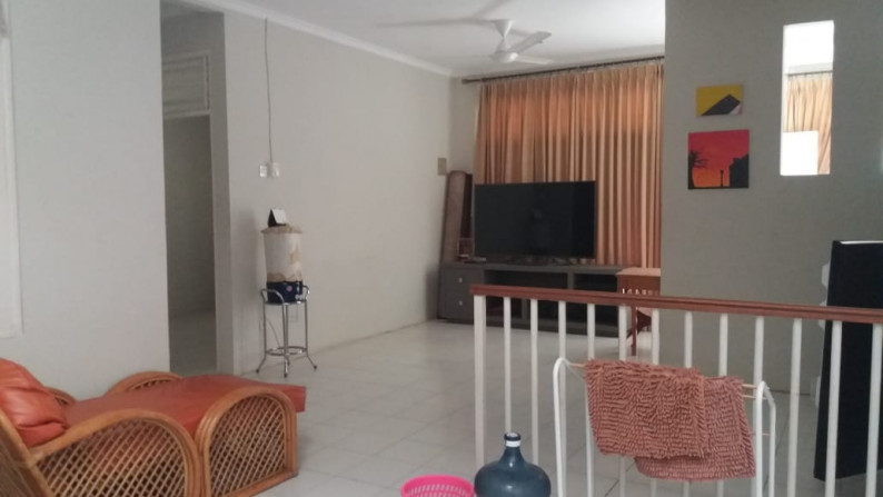 Rumah Bagus Di Cluster Kasuari Bintaro Jaya Sektor 9 Tangerang Selatan