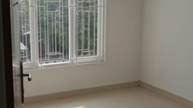 Dijual Rumah Bagus Di Villa Mutiara, Ciputat Tangerang Selatan