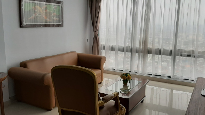 Apartment 2BR Taman Anggrek Fully Furnished Lokasi Strategis - sudah Renovasi