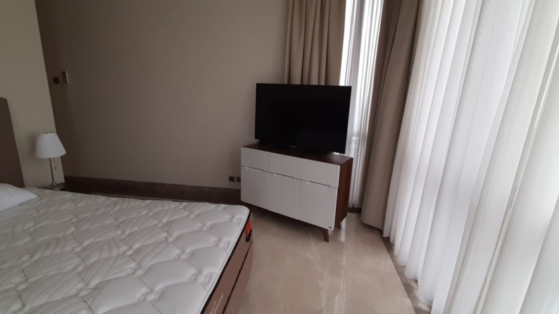 Apartment Mewah 3BR FF harga penyesuaian di District 8 Tower Eternity