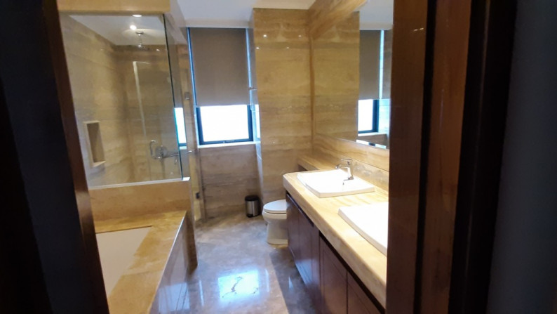 Apartment Mewah 3BR FF harga penyesuaian di District 8 Tower Eternity