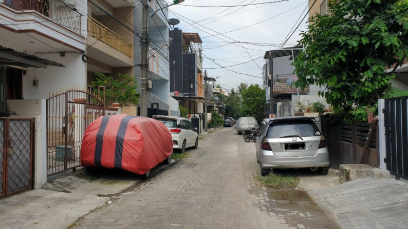 Rumah Danau Indah Siap Huni