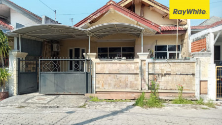 Rumah Siap Huni di Taman Pondok Indah, Surabaya