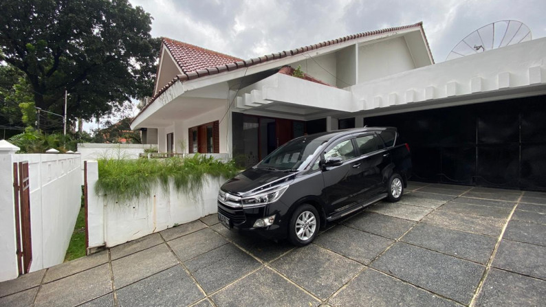 Rumah siap huni dalam cluster di gandaria.