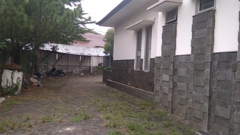 Rumah Luas Strategis Kokoh Dekat Akses Toll Di Area Cempaka Bintaro