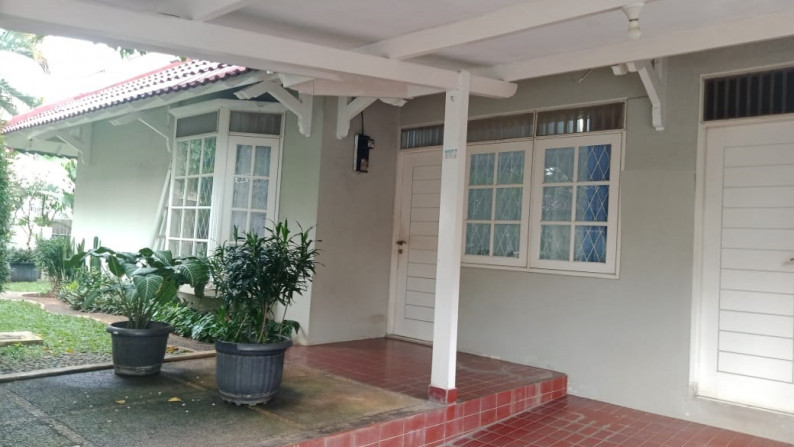 Rumah asri bagus Siap Huni , Pisok Bintaro Jaya 5.