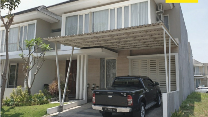 Dijual Rumah The Greenlake Citraland Surabaya Furnish Modern Design Interior Garasi Carport 3 Mobil LUAS