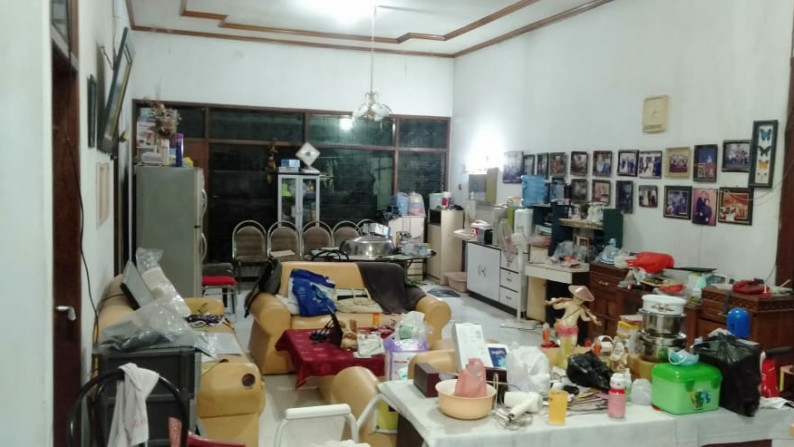 Dijual Rumah Hitung Tanah Dharmahusada Indah Tengah Surabaya dekat Galaxy Mall