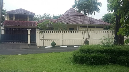 Rumah cantik,Asri,minimalis di Bintaro Jakarta Selatan