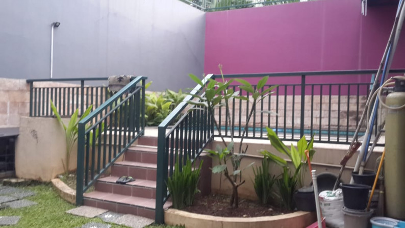 Rumah Siap huni,dalam cluster di Bintaro 7.