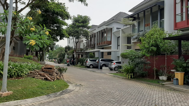 Rumah Cantik,siap huni di Bintaro Jaya sektor  9.