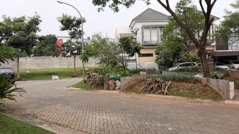 Rumah Cantik,siap huni di Bintaro Jaya sektor  9.