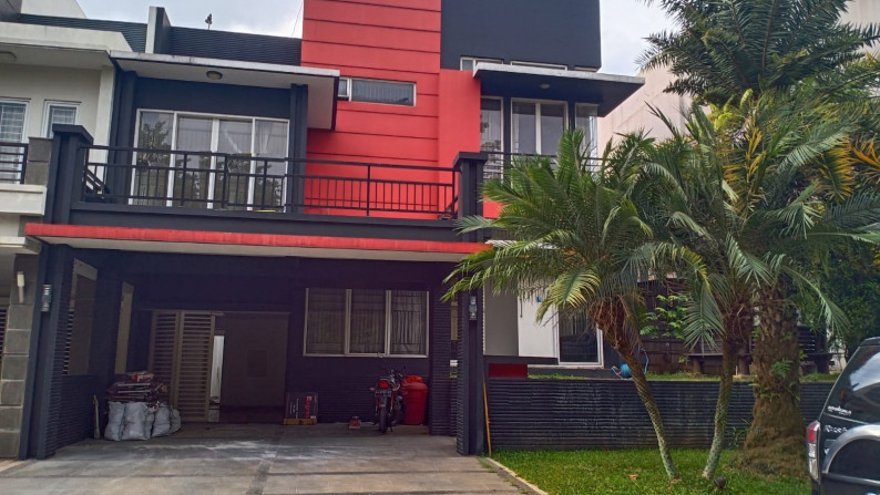 Rumah cantik luxury lingkungan yang aman dan nyaman dalam Cluster di Bintaro.