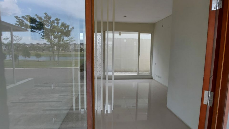 Dijual Rumah North West Park Citraland - TerLUAS 9' 15 - View Danau- K.Tidur 4+1 - MURAH - Siap Huni