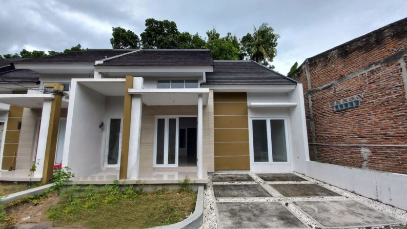 Rumah Baru  Di Dalam Cluster Jl Tugu Gentong Hanya Beberapa Meter Dari Puskesmas Kasihan