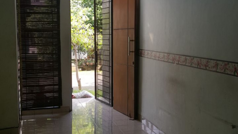 rumah 1.5 lantai di catalina, graha raya, Graha Raya, Tangerang