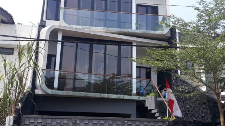 Rumah Asri,Cantik,siap huni di Bumi Bintaro Permai Jakarta selatan