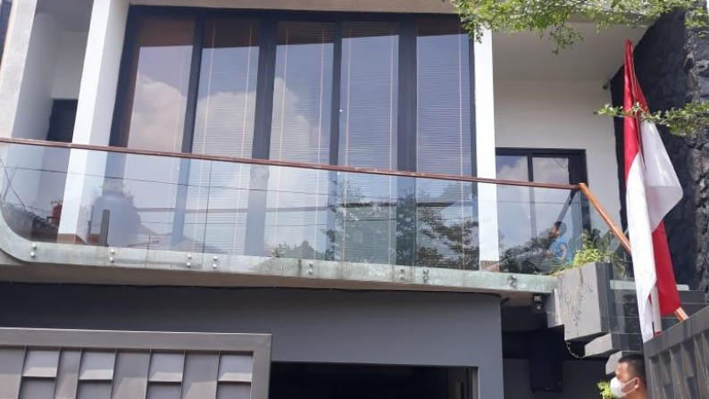 Rumah Asri,Cantik,siap huni di Bumi Bintaro Permai Jakarta selatan