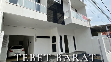 TEBET BARAT - DIJUAL Rumah Baru Modern Minimalist Siap Huni