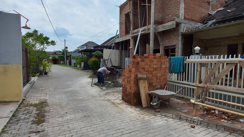 Rumah Baru Dalam Perumahan Di Jl Parangtritis Km 5, Dekat Kampus ISI