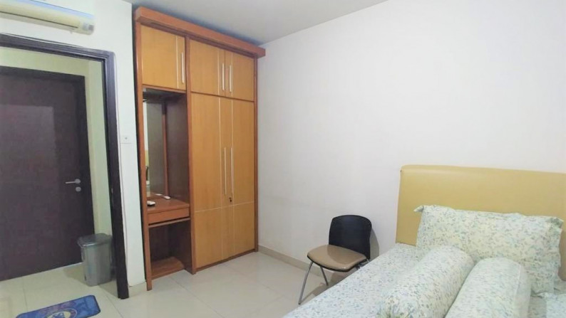 DIJUAL APARTEMEN CENTRAL PARK 3BR+1 JAKARTA BARAT