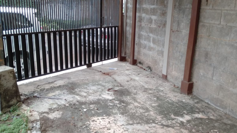 Rumah di hook, siap huni di Bintaro sektor 5. 