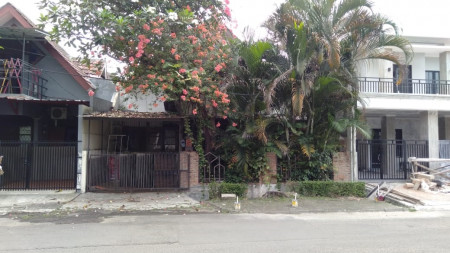 Rumah murah lokasi strategis, jalan lebar  depan kampus STAN sektor 5 Bintaro.