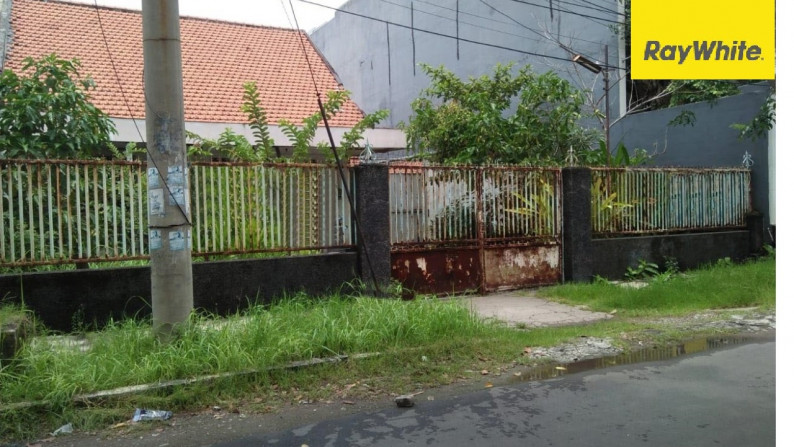 Rumah SHM di Jalan Kahuripan, Surabaya Pusat