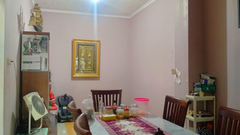 Rumah Pinggir Jalan Raya Pelni, Depok, SHM, Siap Huni, Lokasi Strategis, Harga NEGO