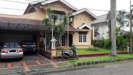 Rumah Cluster Terawat, Di Bintaro Jaya Sektor 2