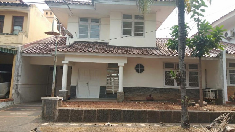 Rumah Siap Huni,dalam cluster lingkjngan yg aman dan nyaman di Bintaro Jaya 8