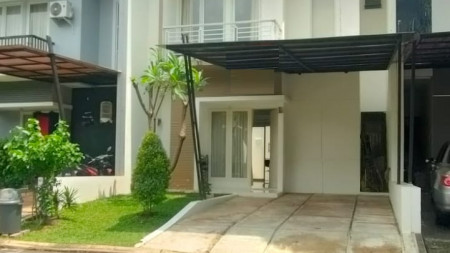 Rumah cantik siap huni di ciputat