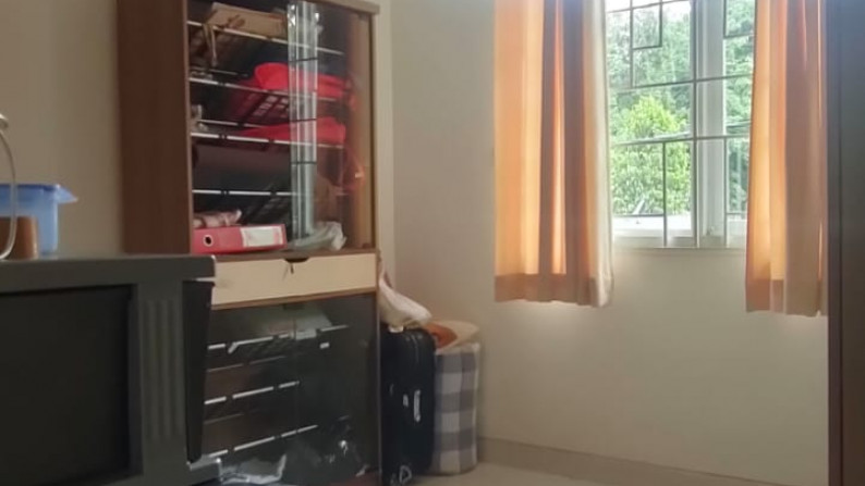 Rumah cantik siap huni di ciputat