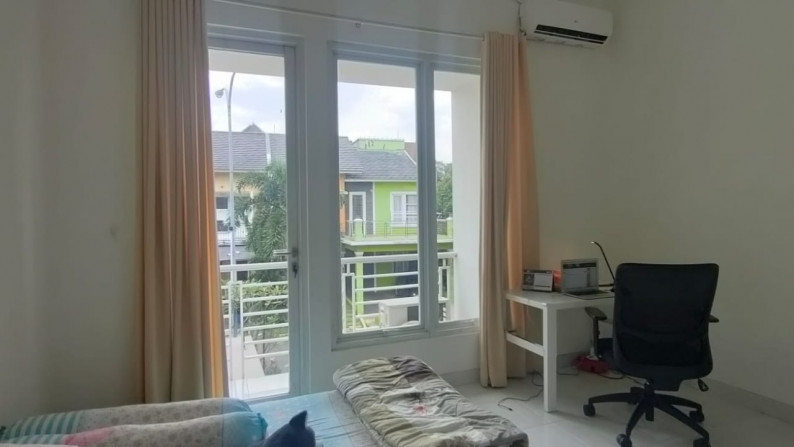 Rumah cantik siap huni di ciputat