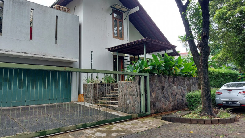 Rumah Lux  di pondok indah