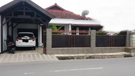 Dijual Rumah Bagus Di  Jl Manunggal, Petukangan Utara Jakarta Selatan