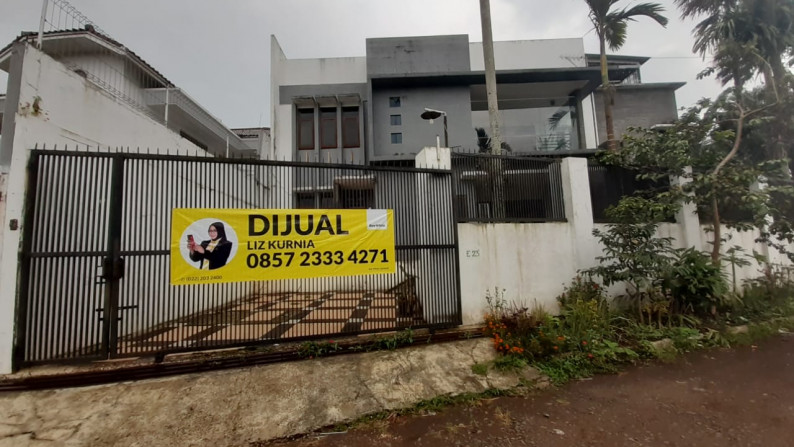 Dijual Rumah Kost 3 Lantai di Setiabudi Regency