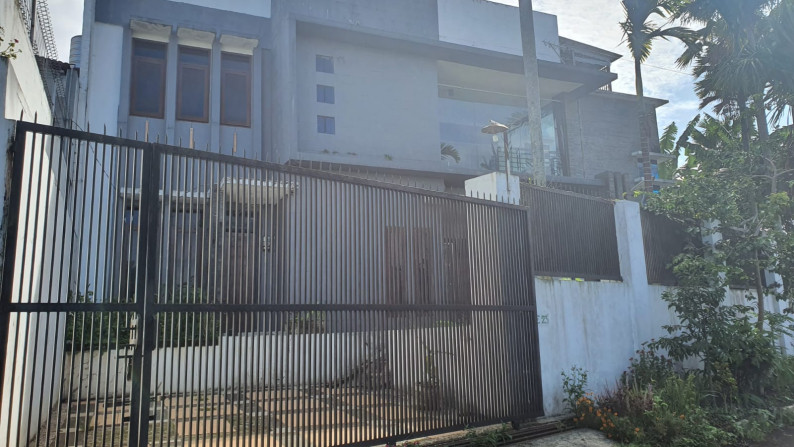 Dijual Rumah Kost 3 Lantai di Setiabudi Regency