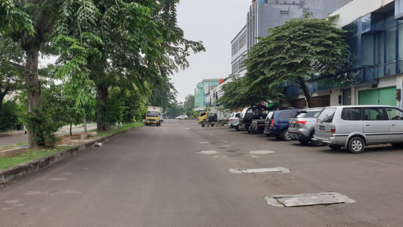 Ruko Harga Termurah Gading Kirana, Kelapa Gading Luas 6x17m2