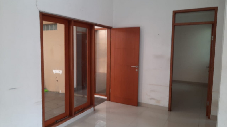 Dijual rumah dekat pemkot Cimahi